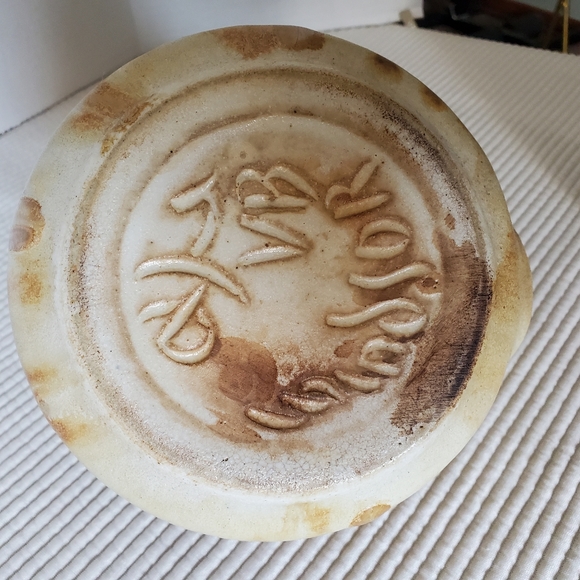 Handmade Studio Pottered Teapot Vintage Art Pottery Brown Beige Signed VB 32oz - Picture 11 of 11